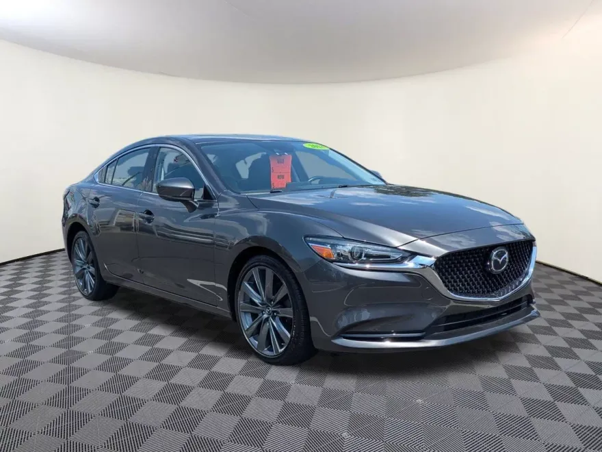 2018 Mazda Mazda6 Grand Touring photo 1