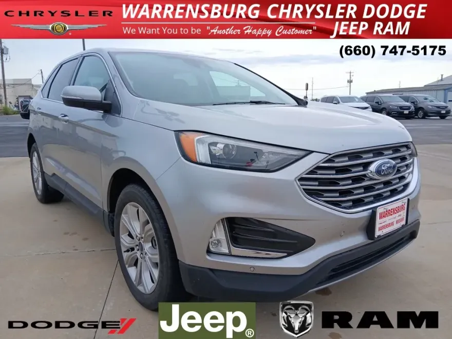 2022 Ford Edge Titanium photo 1