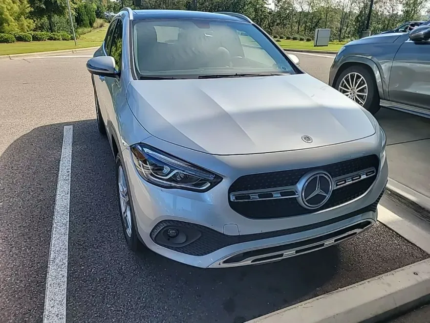 2023 Mercedes Benz GLA 250 photo 1