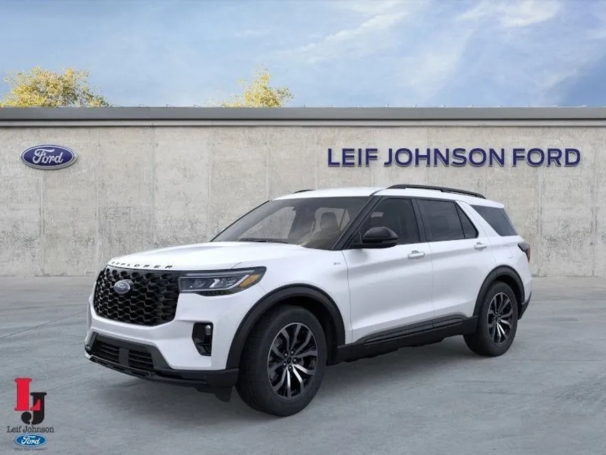 2025 Ford Explorer ST-Line photo 1