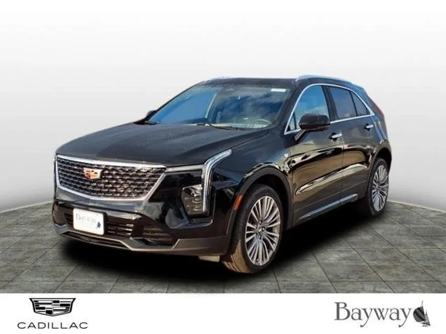 2025 Cadillac XT4 Premium Luxury photo 1