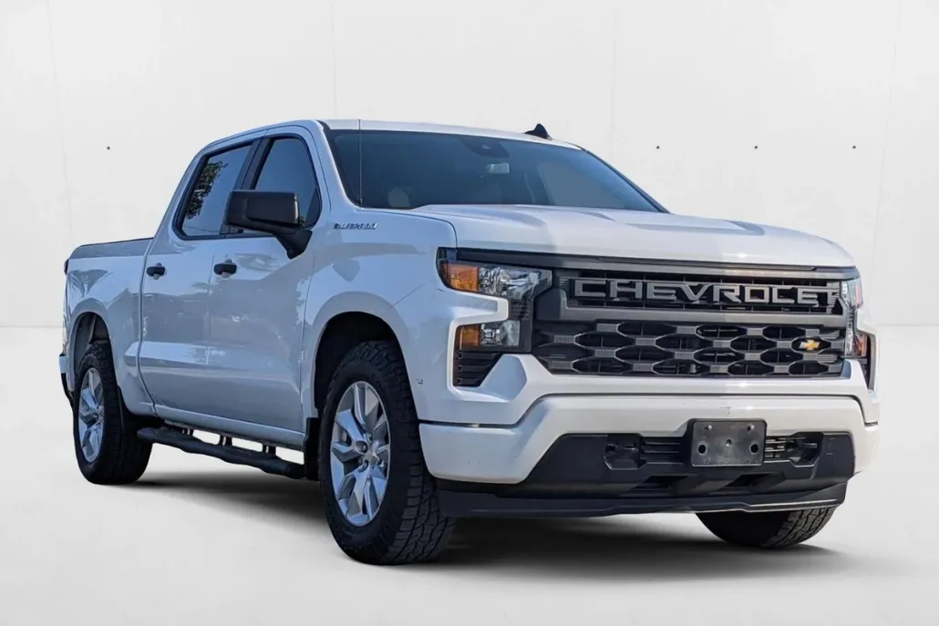2022 Chevrolet Silverado 1500 Custom photo 1