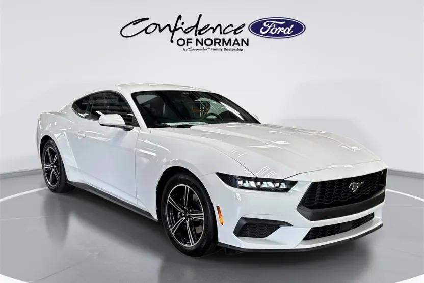 2025 Ford Mustang EcoBoost photo 1