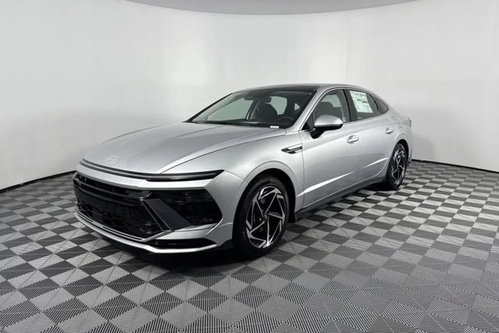 2025 Hyundai Sonata SEL Convenience photo 1