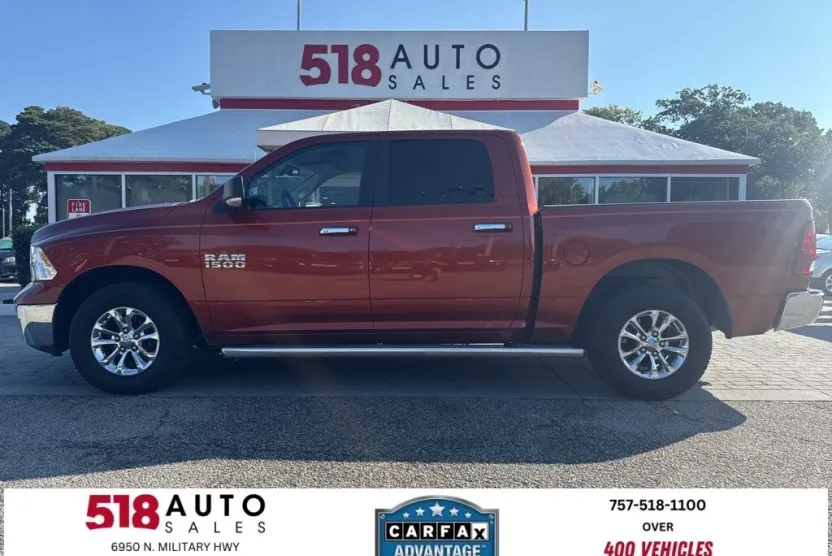 2013 Ram 1500 SLT photo 1