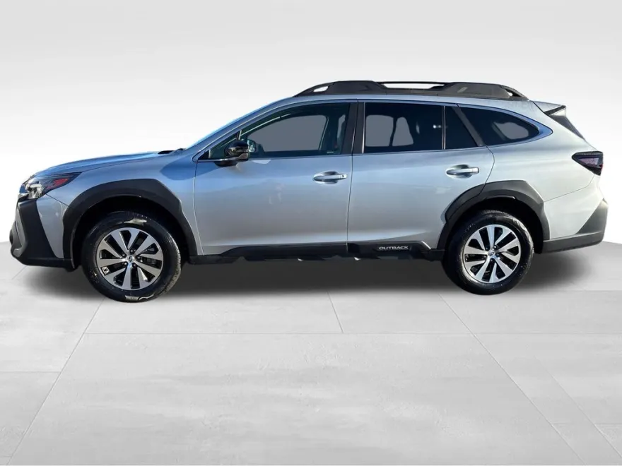 2023 Subaru Outback Premium photo 1