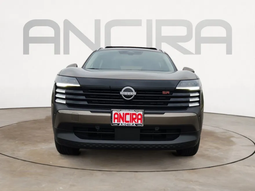 2026 Nissan Kicks SR photo 1