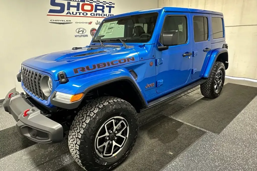 2025 Jeep Wrangler Rubicon photo 1
