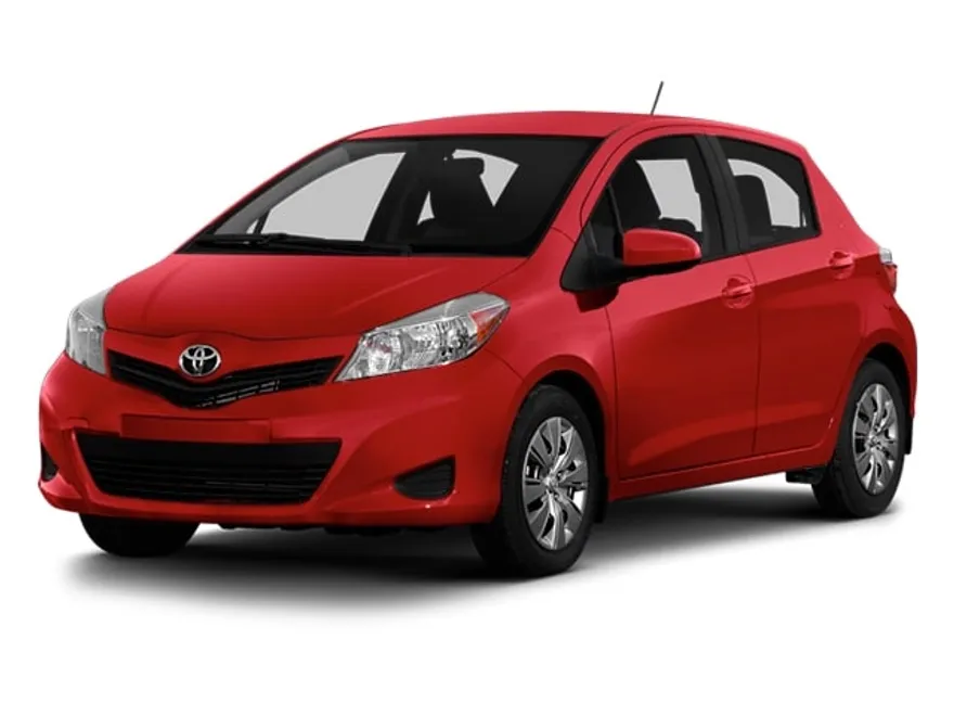 2014 Toyota Yaris LE photo 1