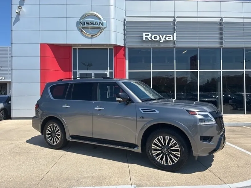 2022 Nissan Armada SL photo 1