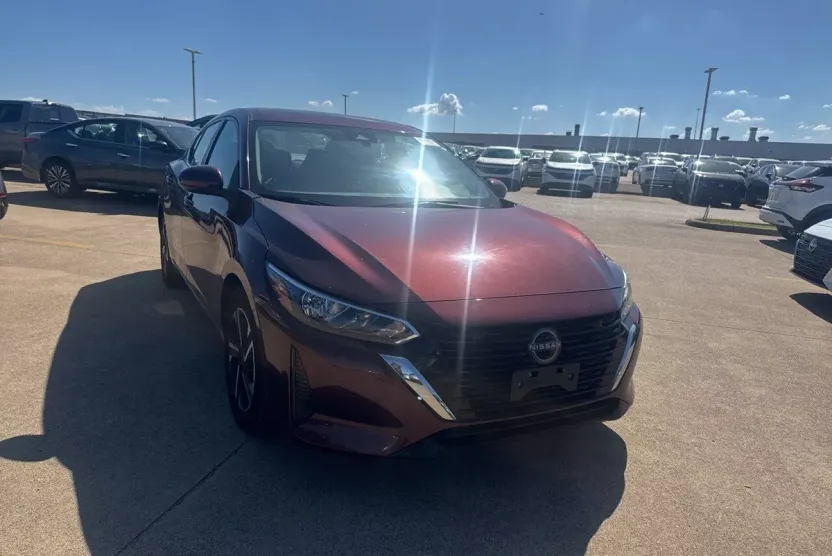 2024 Nissan Sentra SV photo 1