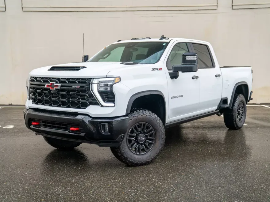 2024 Chevrolet Silverado 2500HD ZR2 photo 1