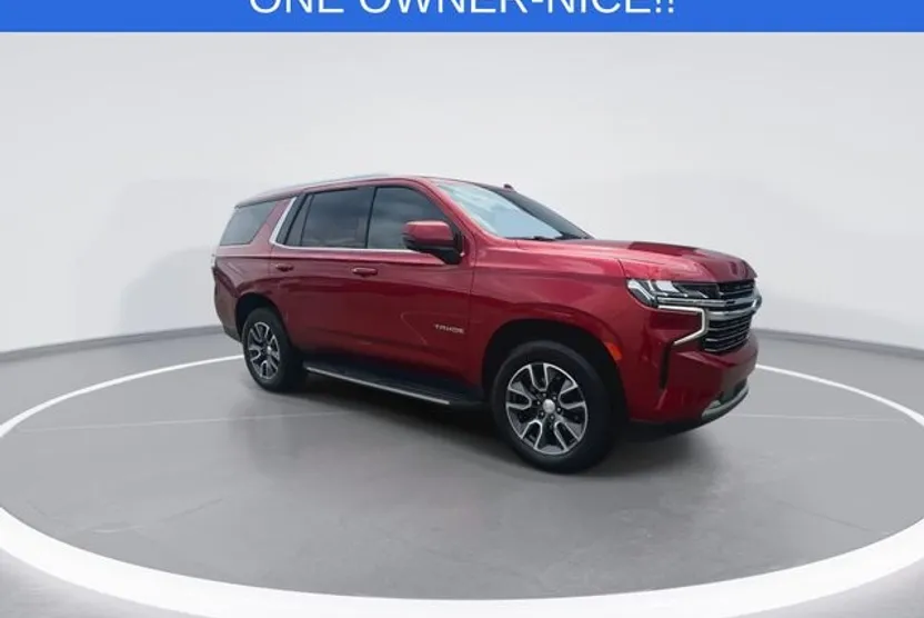 2021 Chevrolet Tahoe LT photo 1