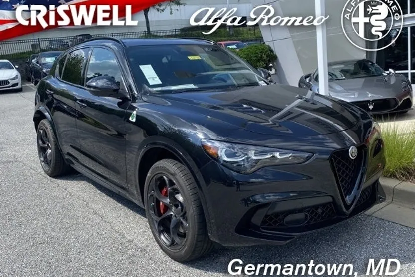 2024 Alfa Romeo Stelvio Quadrifoglio photo 1