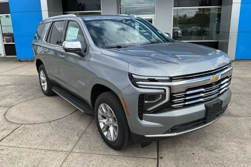 2025 Chevrolet Tahoe Premier photo 1