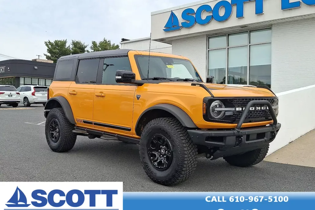 2021 Ford Bronco First Edition photo 1