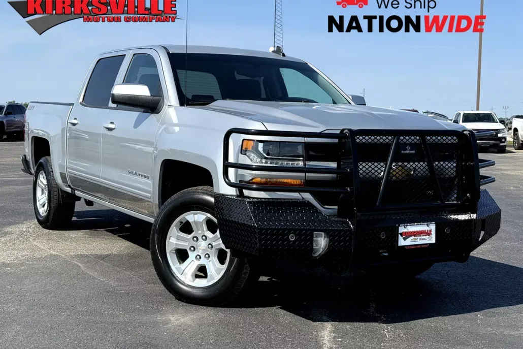 2017 Chevrolet Silverado 1500 photo 1