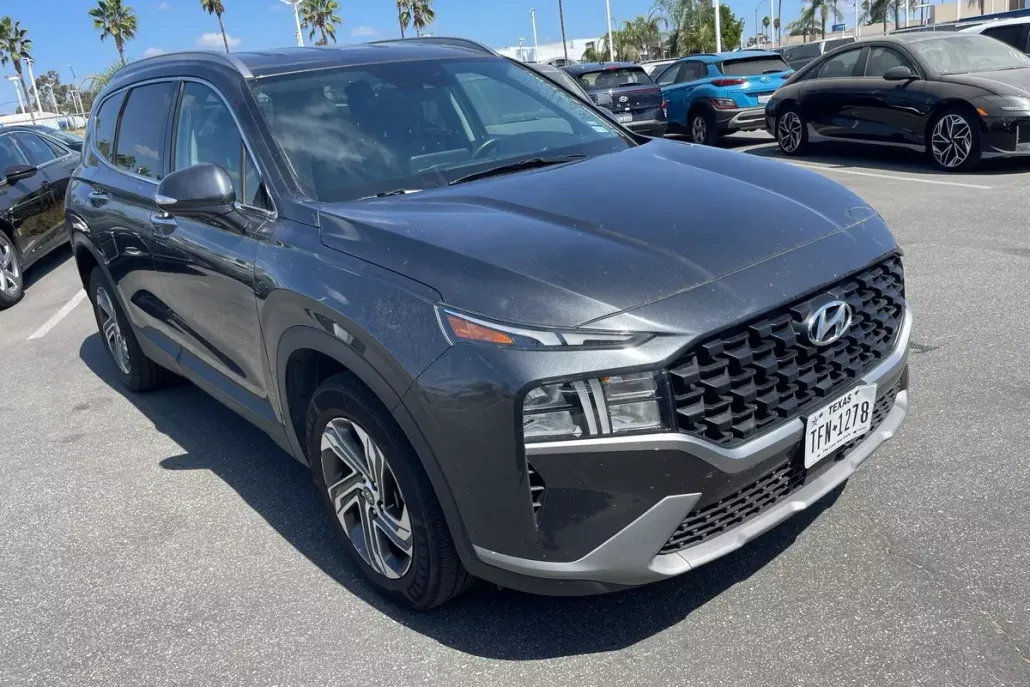 2023 Hyundai Santa Fe SEL photo 1