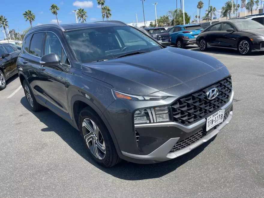 2023 Hyundai Santa Fe SEL photo 1