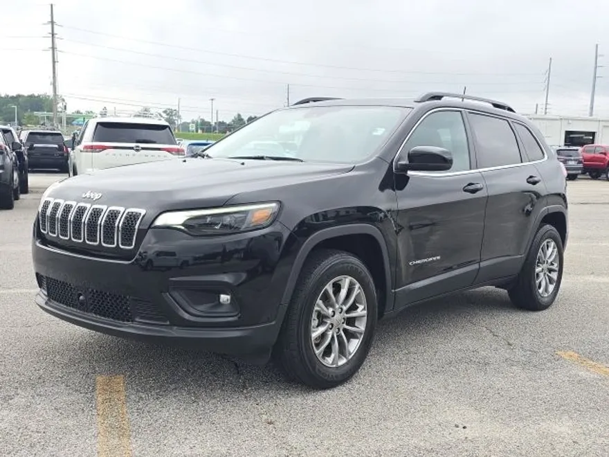 2022 Jeep Cherokee Latitude Lux photo 1