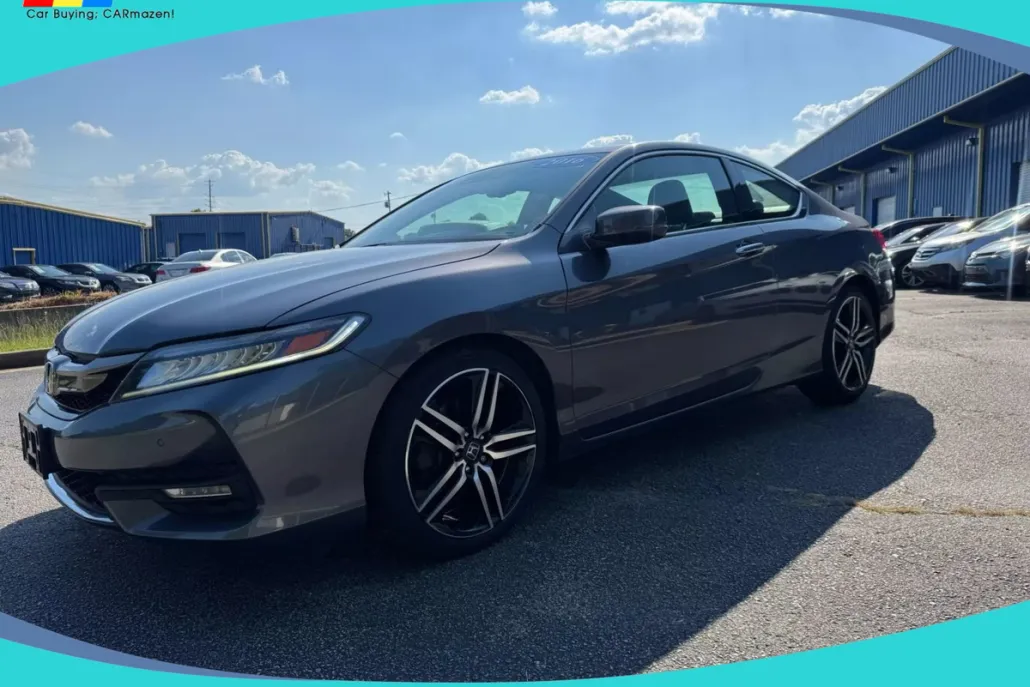 2016 Honda Accord Touring photo 1