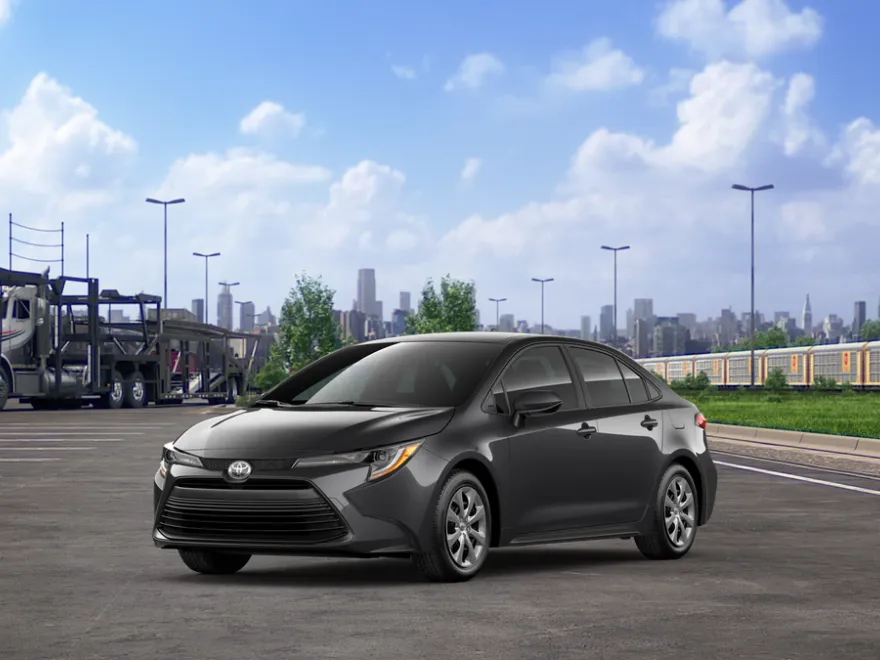 2025 Toyota Corolla LE photo 1