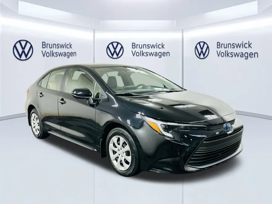 2023 Toyota Corolla Hybrid LE photo 1