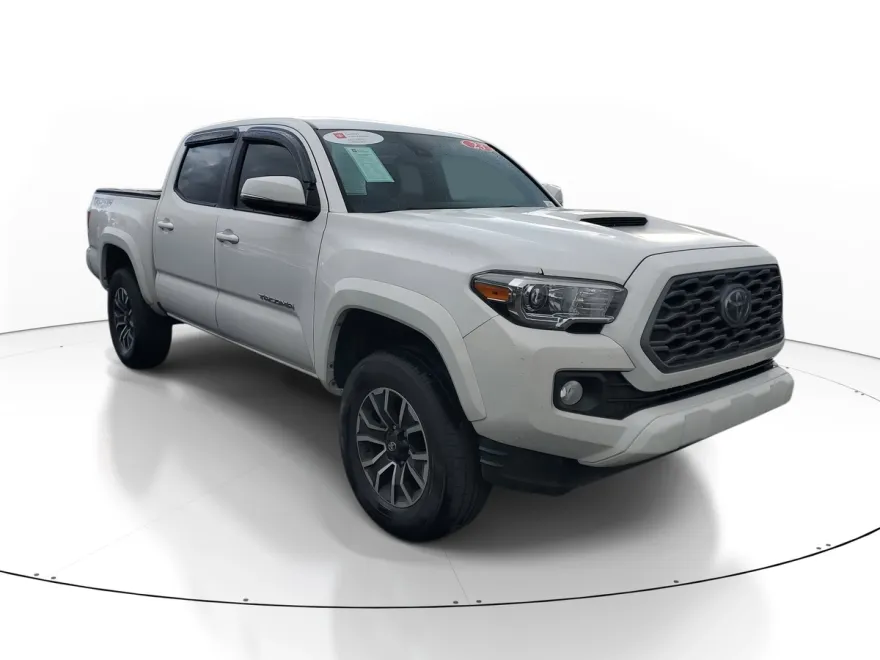 2023 Toyota Tacoma TRD Sport V6 photo 1
