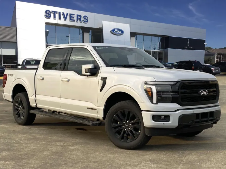 2025 Ford F-150 Lariat photo 1