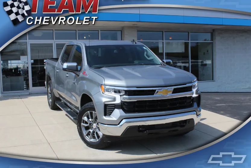 2026 Chevrolet Silverado 1500 LT photo 1