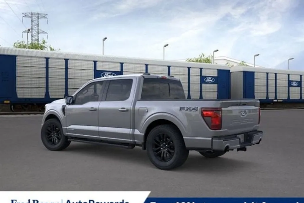2025 Ford F-150 XLT photo 1