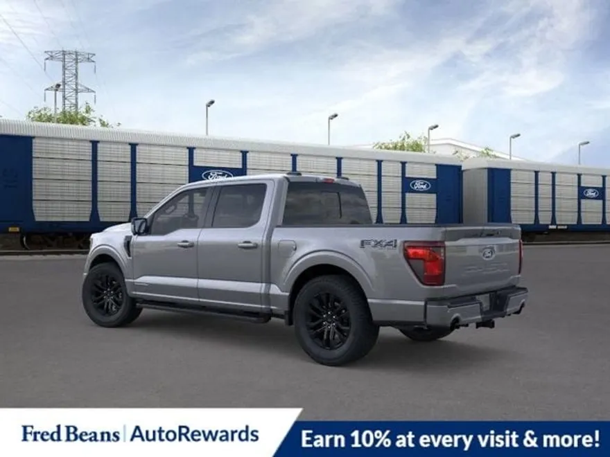 2025 Ford F-150 XLT photo 1