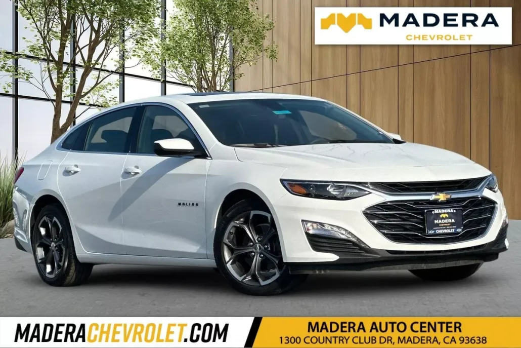 2025 Chevrolet Malibu 1LT photo 1