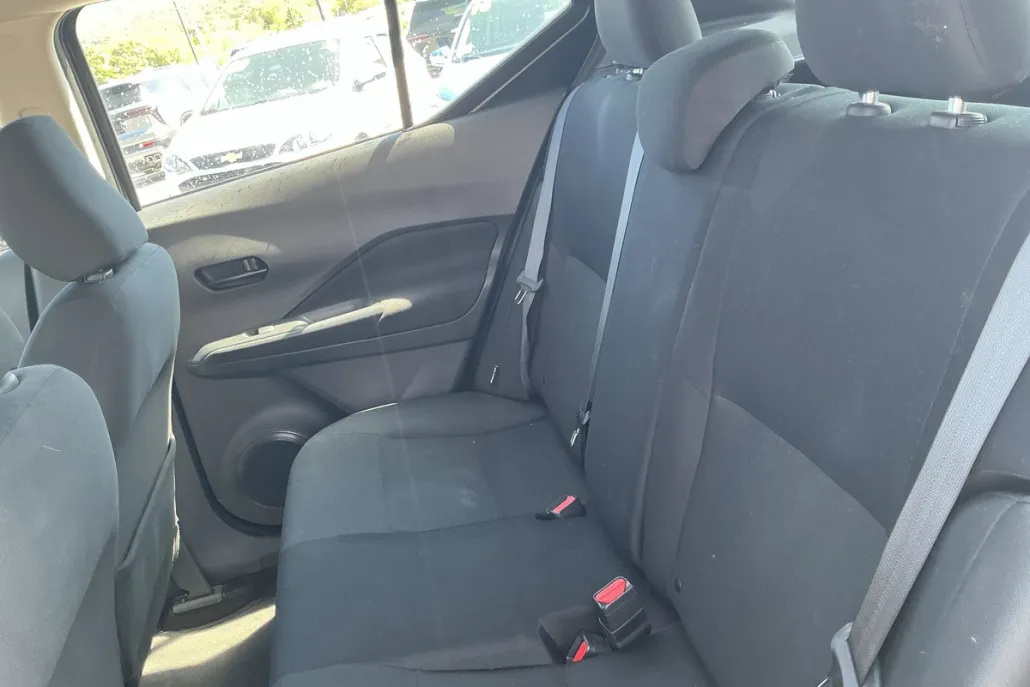 2024 Nissan Kicks S photo 1