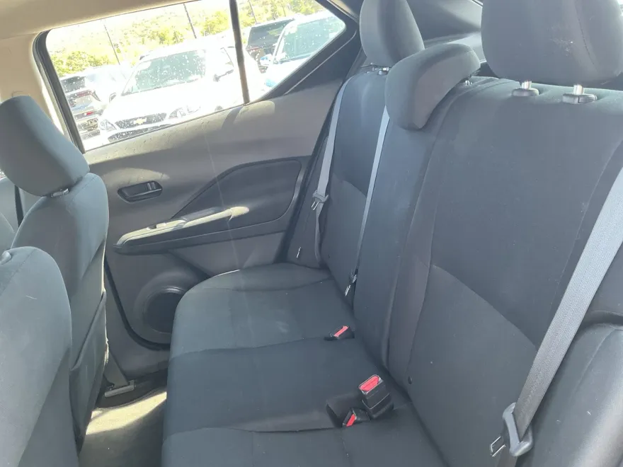 2024 Nissan Kicks S photo 1