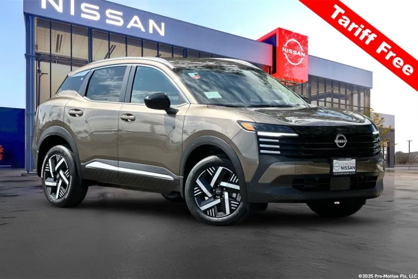 2026 Nissan Kicks SV photo 1