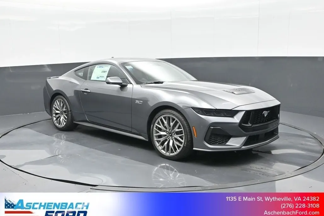 2025 Ford Mustang GT Premium photo 1