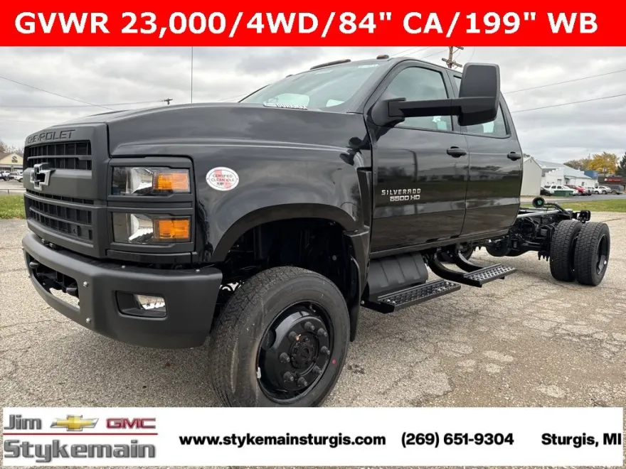 2024 Chevrolet Silverado 6500HD Work Truck photo 1