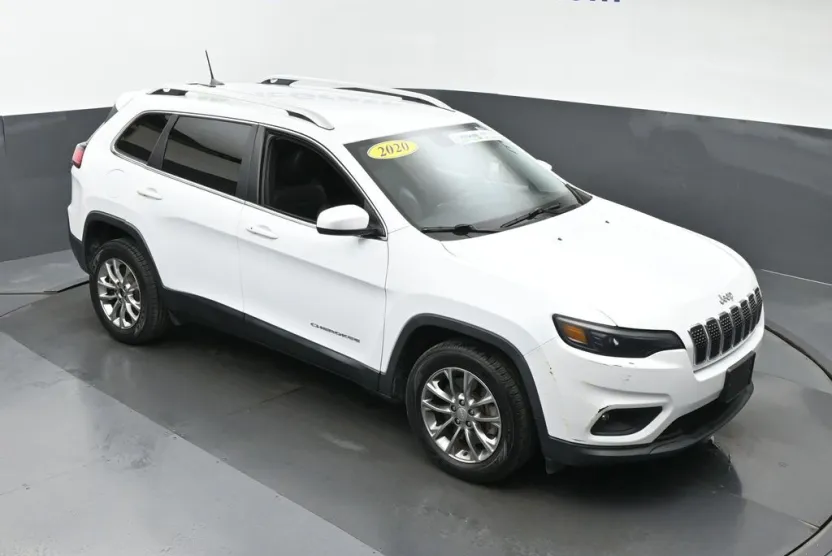 2020 Jeep Cherokee Latitude photo 1