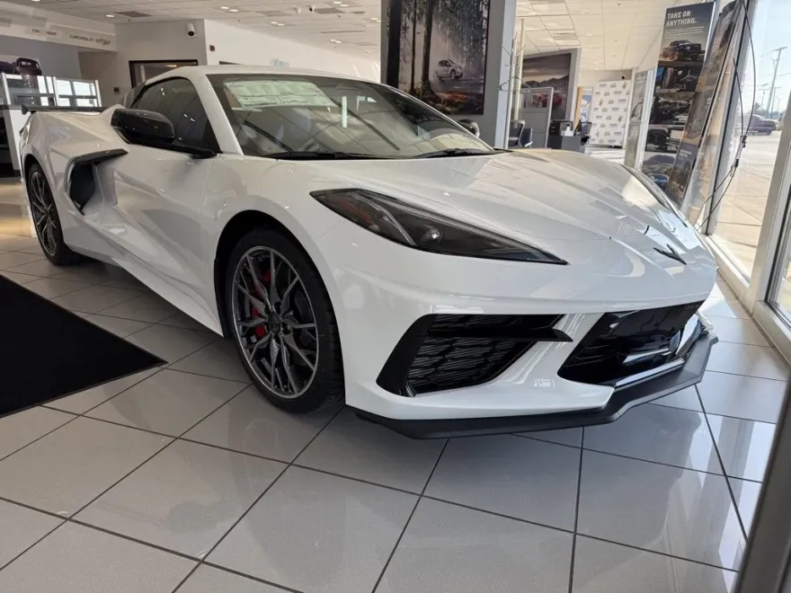 2026 Chevrolet Corvette Stingray 3LT photo 1