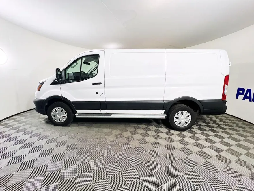 2023 Ford Transit photo 1