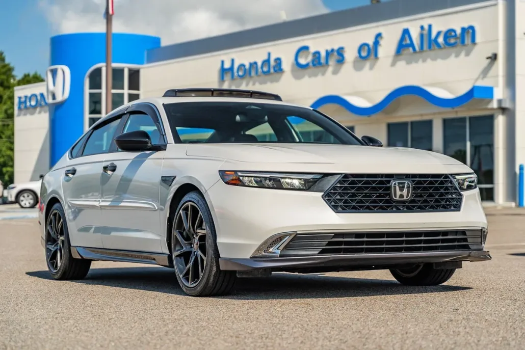 2023 Honda Accord Hybrid Sport photo 1