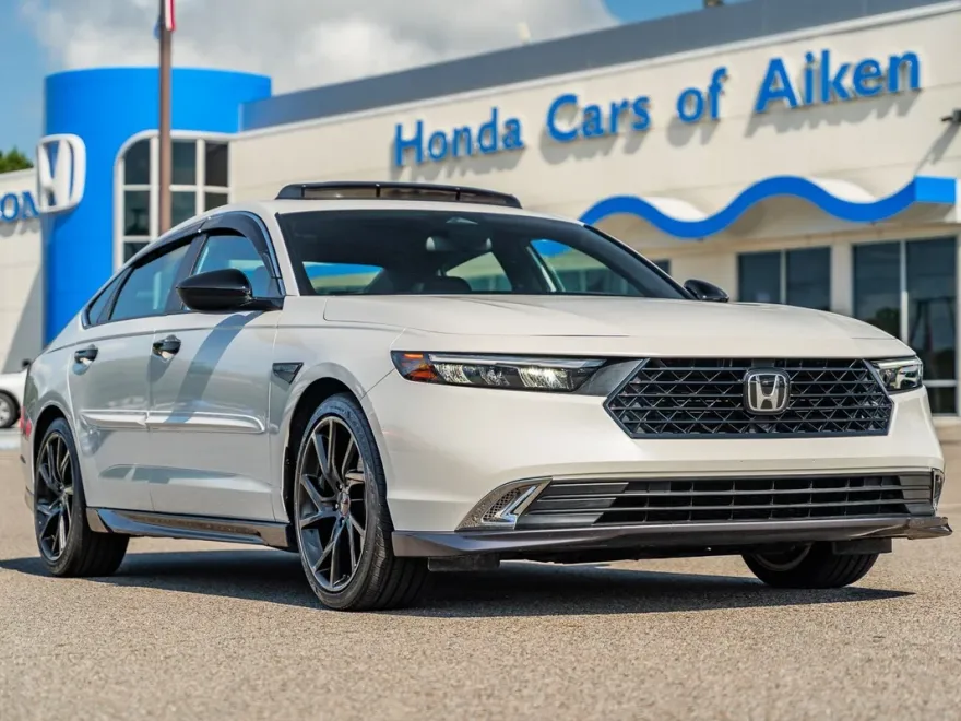2023 Honda Accord Hybrid Sport photo 1