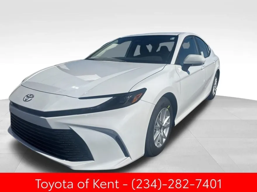 2026 Toyota Camry LE photo 1