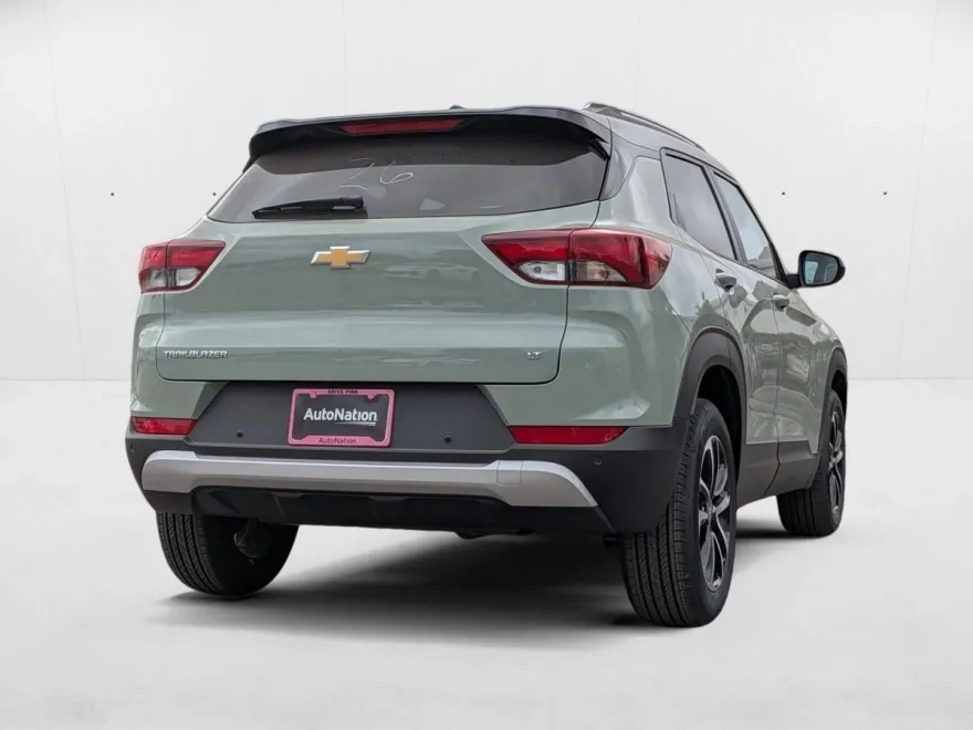 2026 Chevrolet Trailblazer LT photo 1