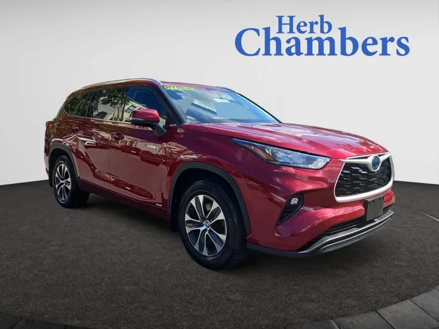 2020 Toyota Highlander Hybrid XLE photo 1