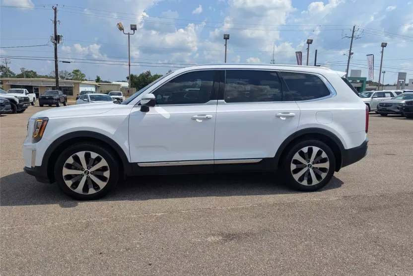 2021 Kia Telluride EX photo 1