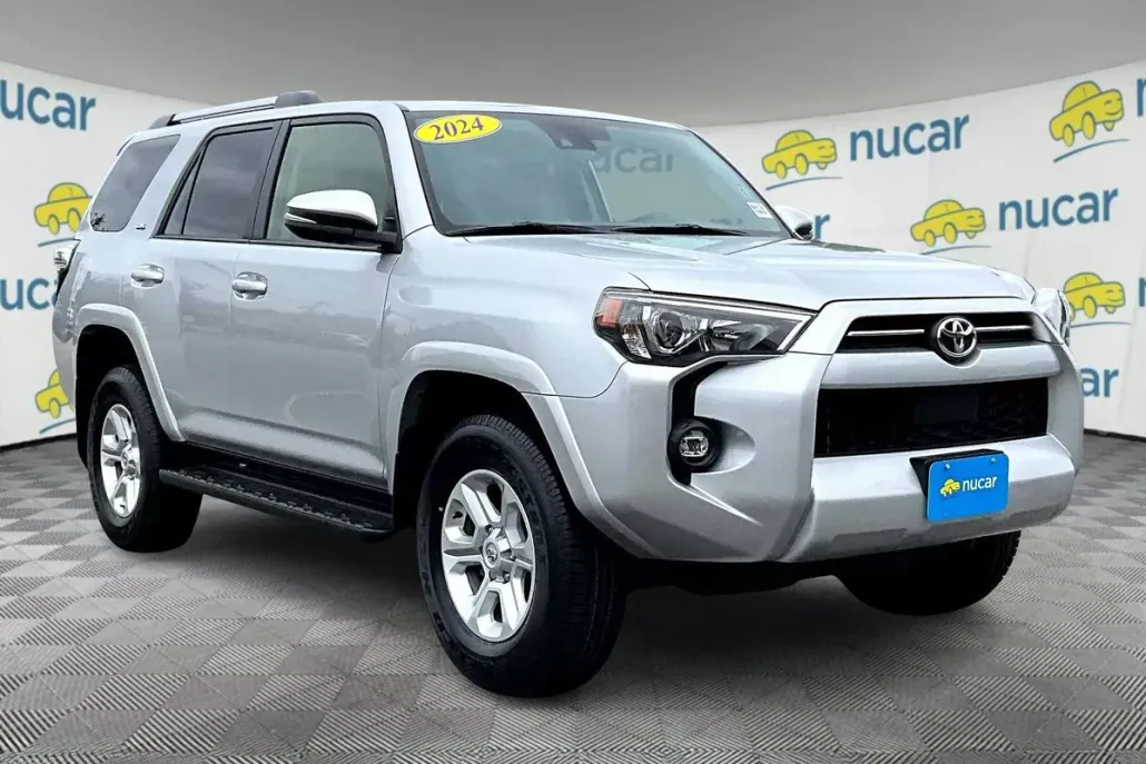 2024 Toyota 4Runner SR5 Premium photo 1