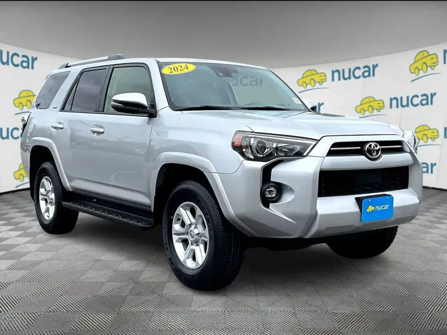 2024 Toyota 4Runner SR5 Premium photo 1