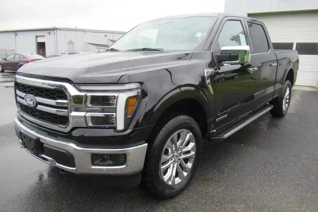 2025 Ford F-150 Lariat photo 1